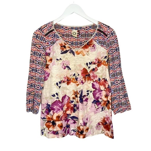 Anthropologie Akemi + Kin Ayana Floral Top - Picture 3 of 12